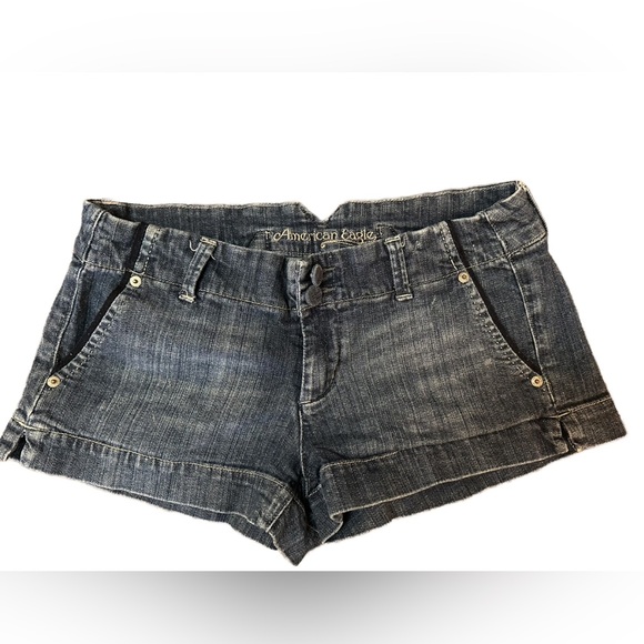 American Eagle Outfitters Vintage Dark Wash Jean Shorts size 8 - Picture 1 of 4